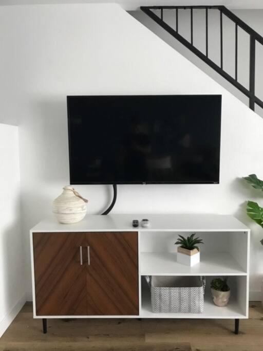 Stylish 2 Bed 1 And Half Bath Apartment Near Sofi Stadium, Lax, Forum Інґлвуд Екстер'єр фото